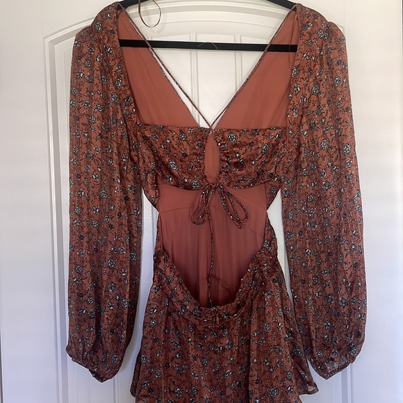 Anora maxi dress in copper & black first floral - Picture 4 of 6